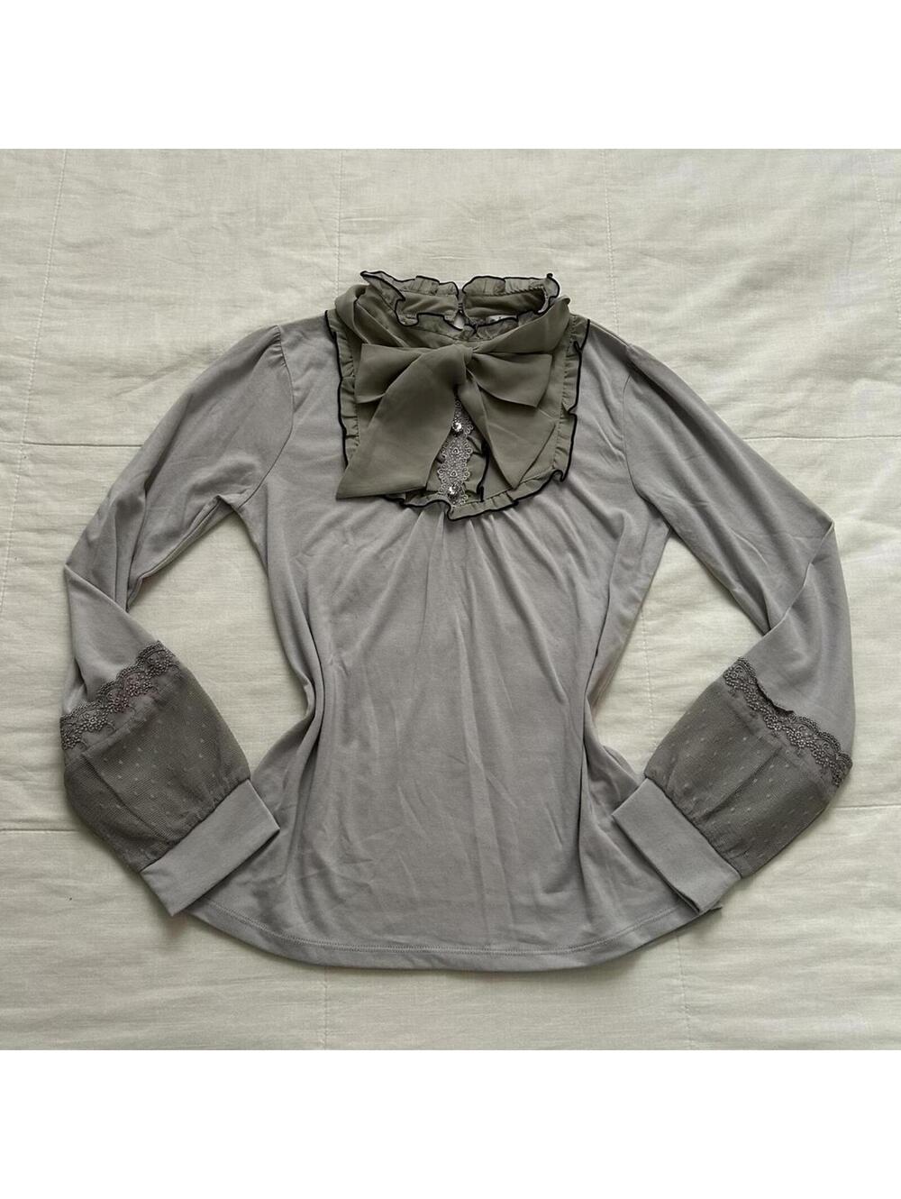 Axes Femme Grey Bow Lace Blouse Gothic Lolita Size M Japan